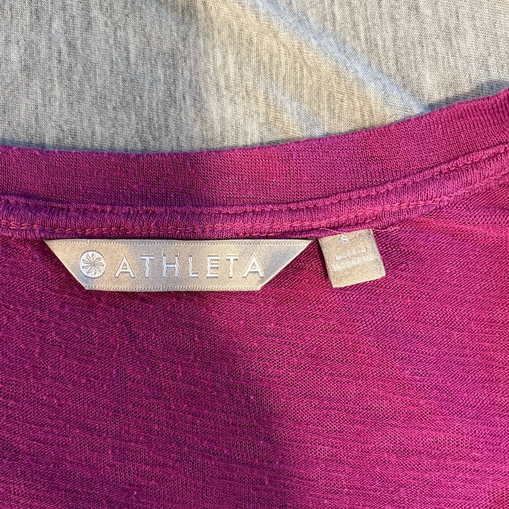 Athleta Small Pink T-Shirt